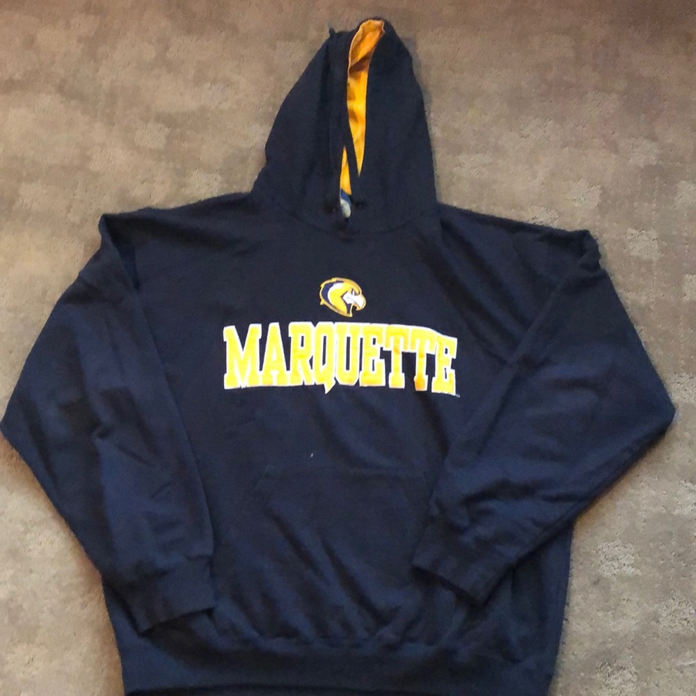 Marquette hoodie.